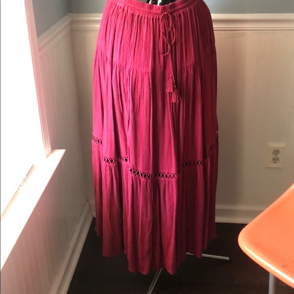 Maroon Gap maxi skirt